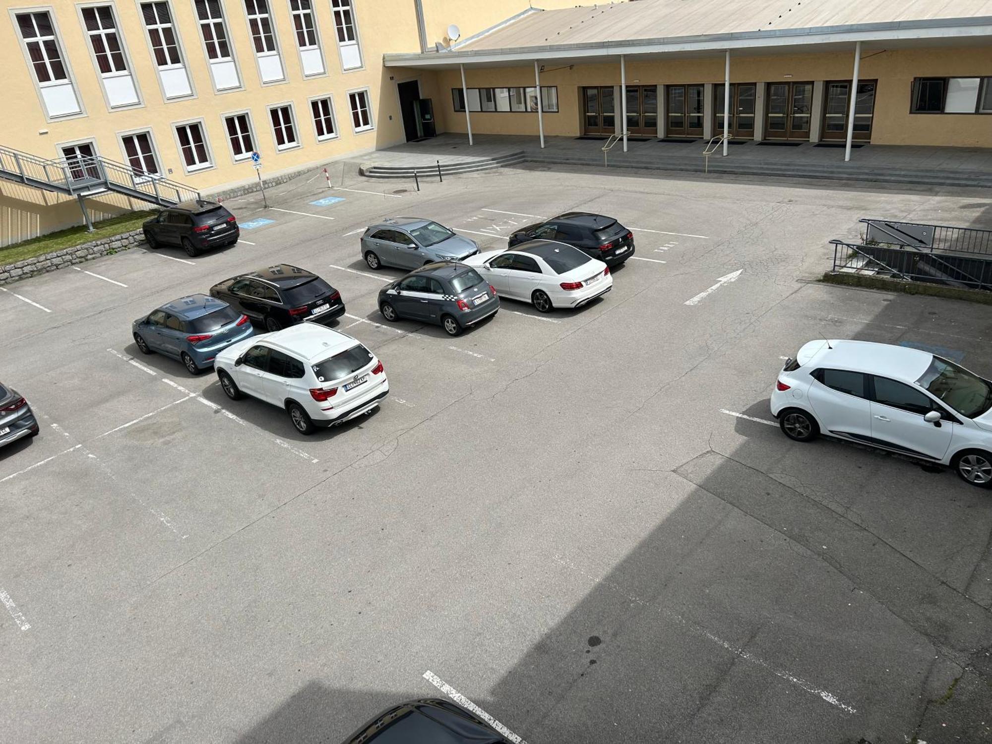 "Am Limes" Hotel Enns Exterior photo